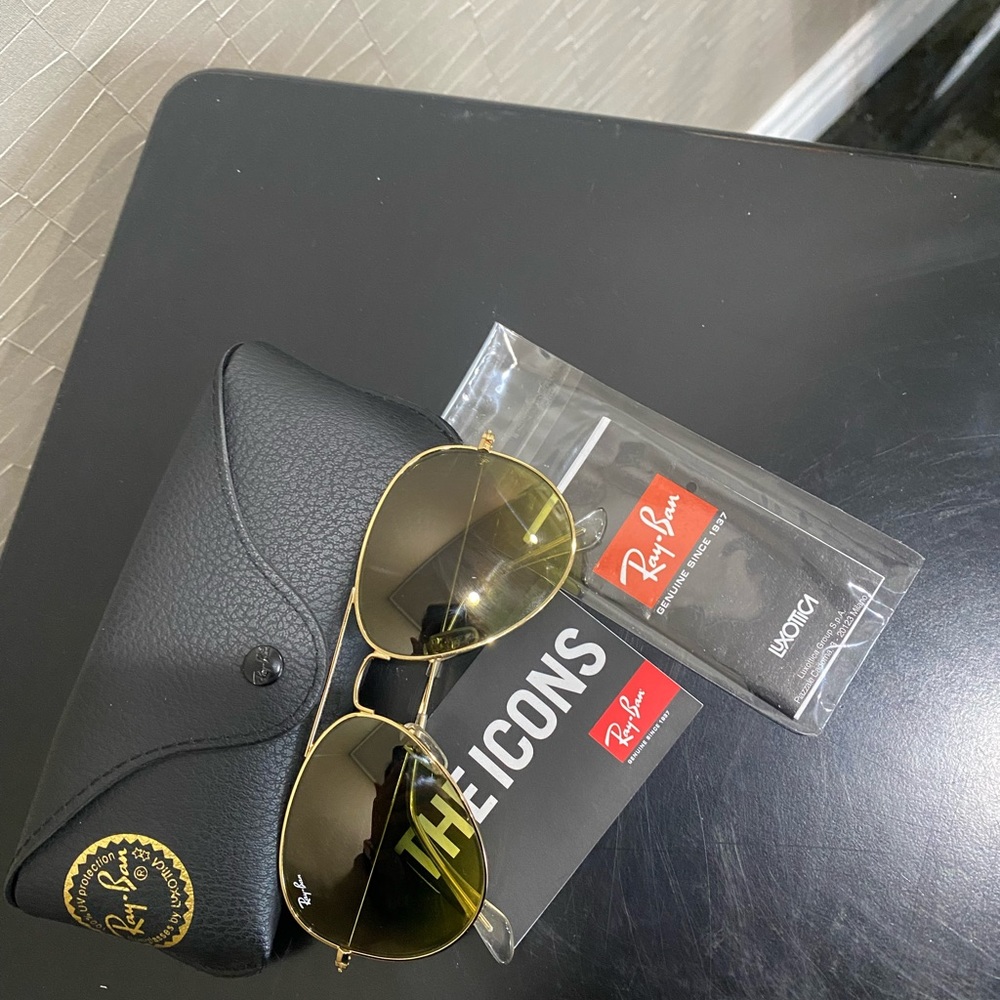 Sunglasses - Picture 2 of 3
